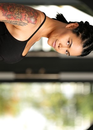 Dana Vespoli